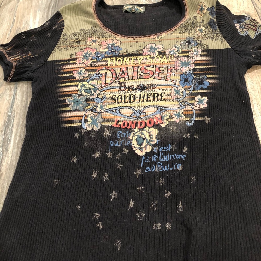 Vintage Looking Short Sleeve Knit Shirt